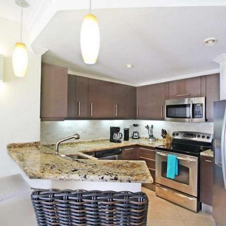 Sapphire Beach Condos Christ Church Habitación foto